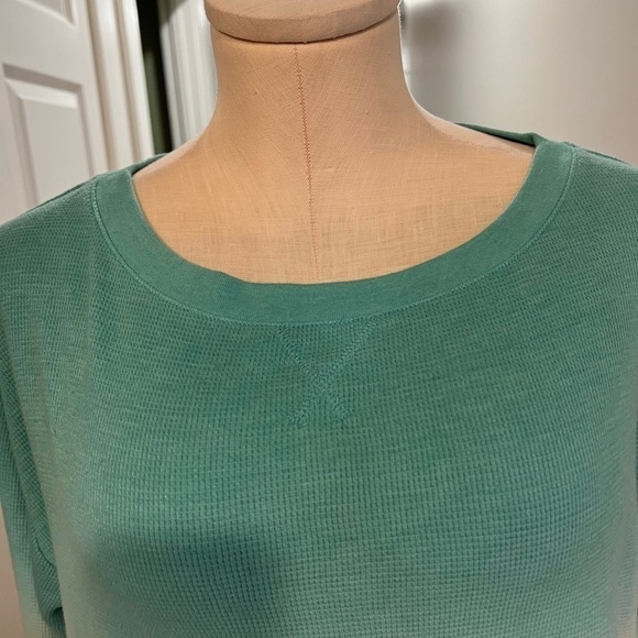 Splendid Waffle Knit Lightweight Looser Fit Ombré Long Sleeve Top - Picture 3 of 14